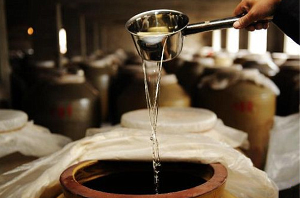 1524620373248190.png 瀘州濃香白酒.png